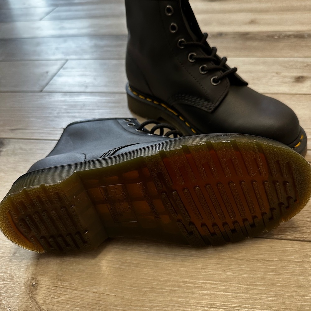 Dr Martens 101 leather ankle boots